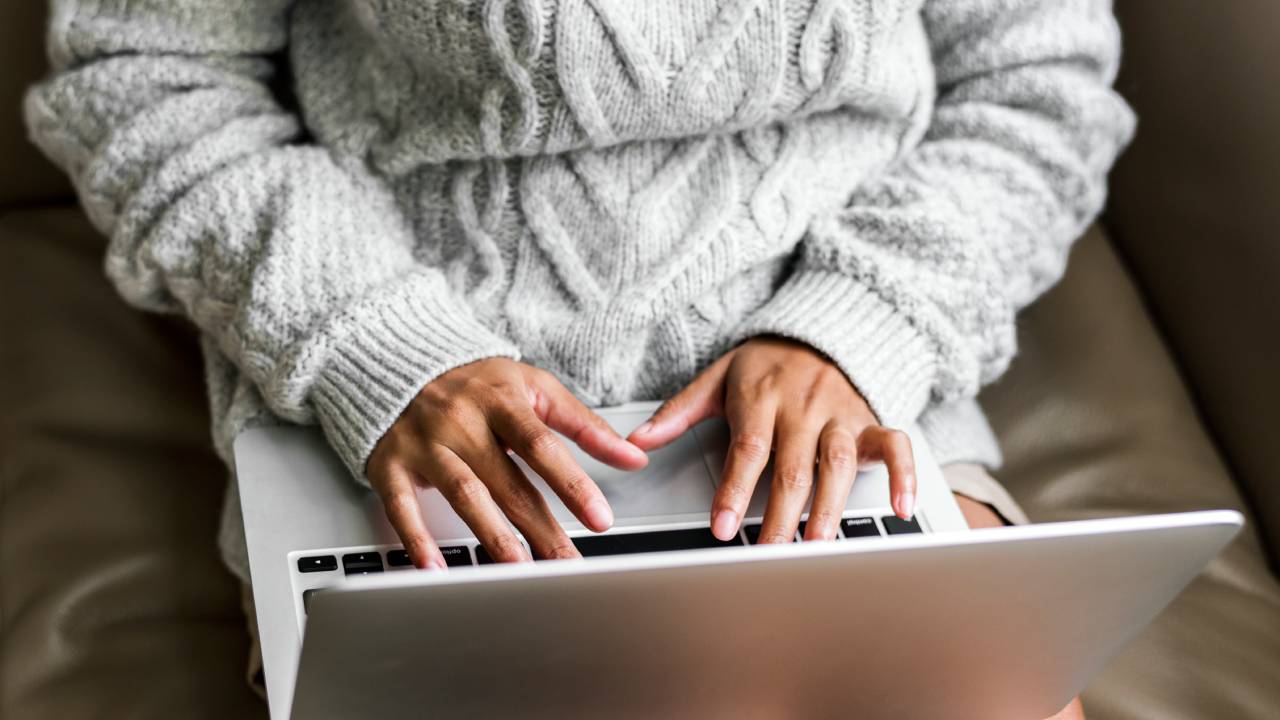 woman-working